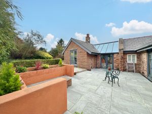 Photo 21- click for photo gallery